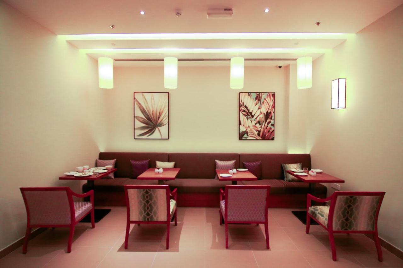 Centara Muscat Hotel Oman Екстер'єр фото