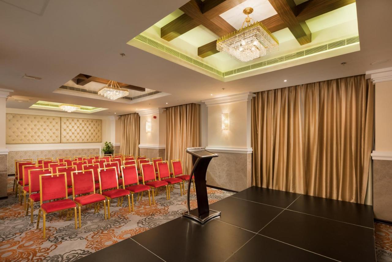 Centara Muscat Hotel Oman Екстер'єр фото